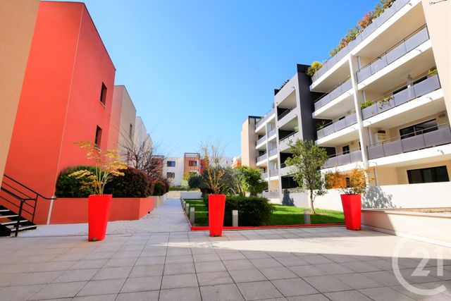 Appartement F3 à vendre - 3 pièces - 64.1 m2 - ST JEAN DE VEDAS - 34 - LANGUEDOC-ROUSSILLON - Century 21 Védas Immo